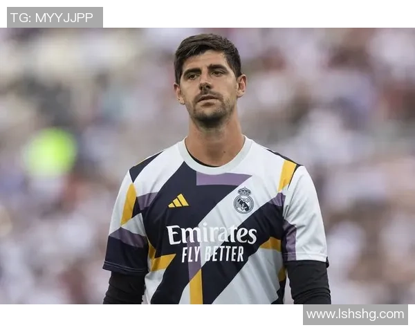 库尔图瓦：从守门员到球队灵魂的华丽蜕变与传奇之路